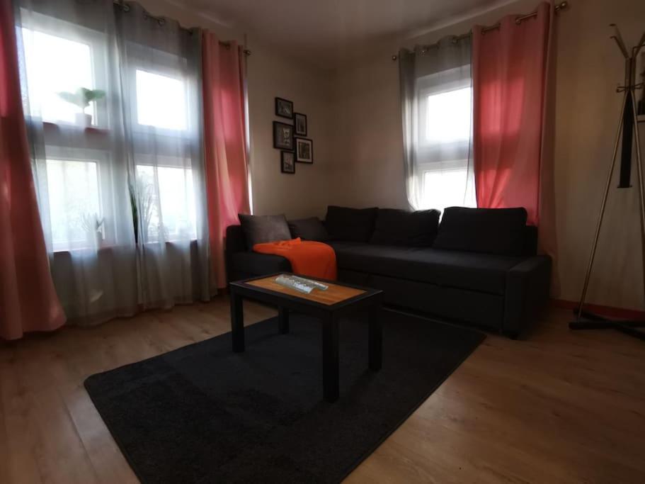 N1 F2 40M2 Avec Petit Jardin Hérouville-Saint-Clair Exterior foto