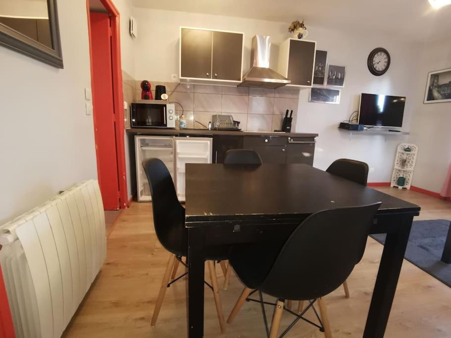 N1 F2 40M2 Avec Petit Jardin Hérouville-Saint-Clair Exterior foto