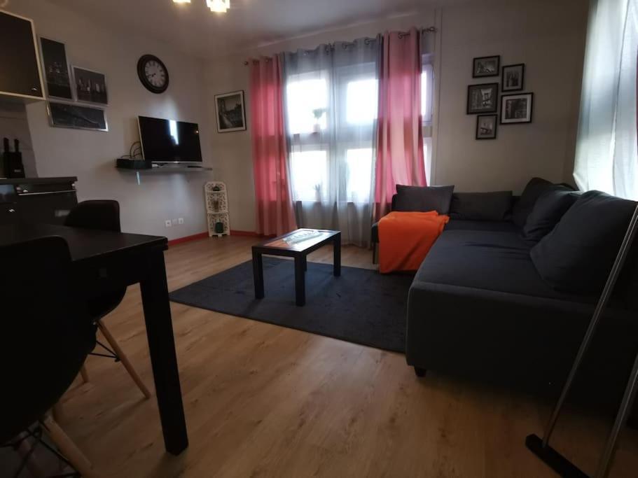 N1 F2 40M2 Avec Petit Jardin Hérouville-Saint-Clair Exterior foto